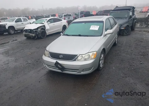 2001 Toyota Avalon Xl/Xls z USA, uszkodzony, nr VIN 4T1BF28BX1U131628